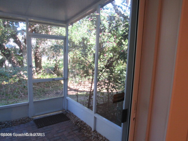 Building Photo - 302 King Neptune Ln