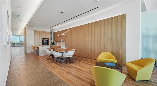 Building Photo - 3410 Yoakum Blvd