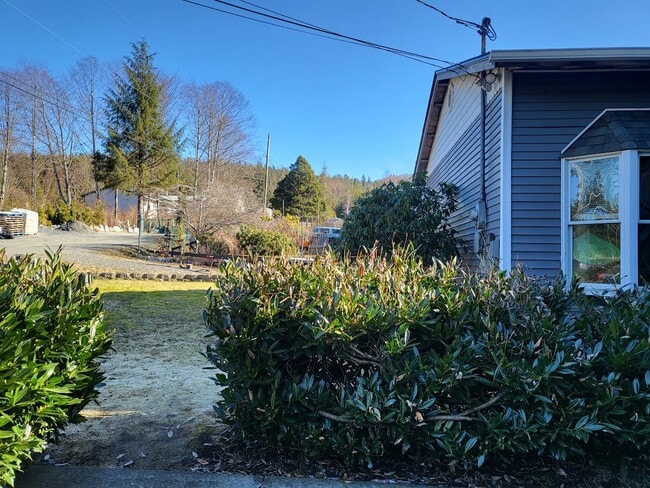 Building Photo - 10964 Brentwood Ln