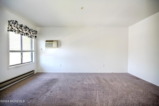 Building Photo - 59 Amberly Dr