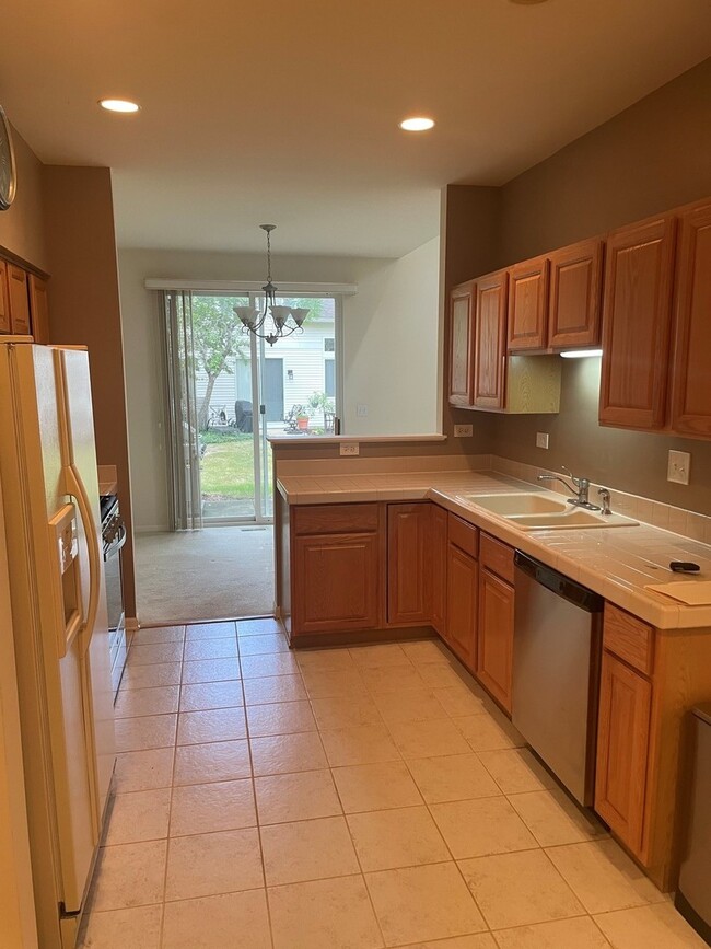 Building Photo - 3092 Kentshire Cir