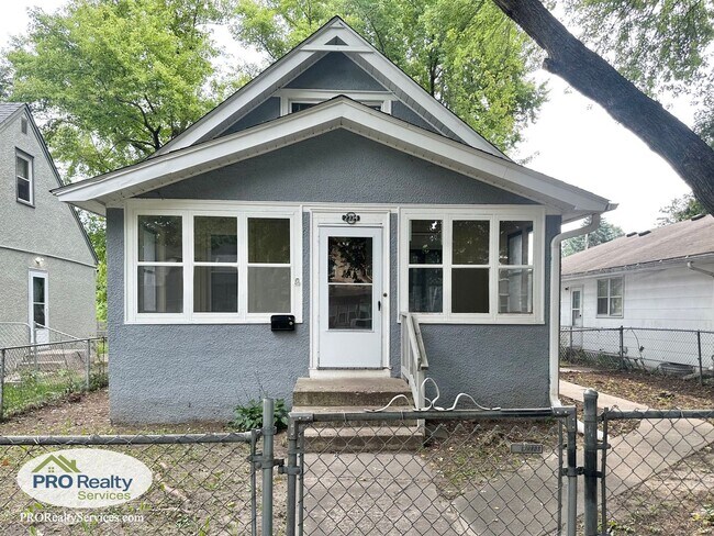 Building Photo - 2334 N Upton Ave