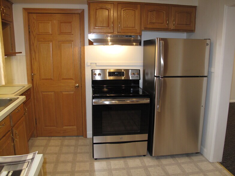 Appliances - 537 2nd Ave NW