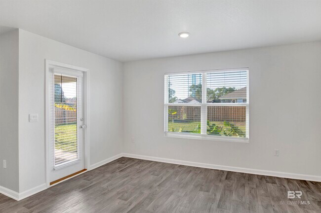 Building Photo - 3191 Camino Real Lp