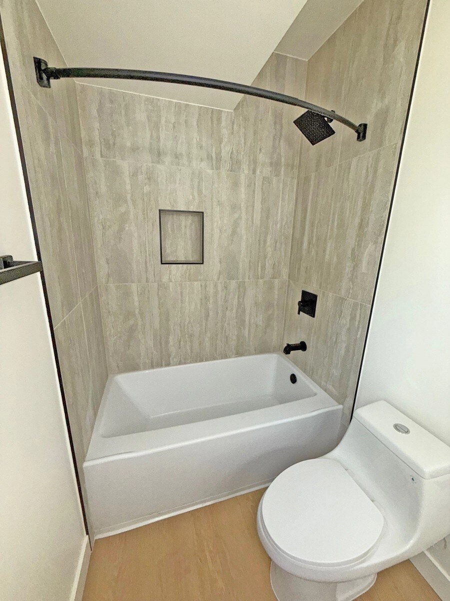 Building Photo - 12415 Texas Ave