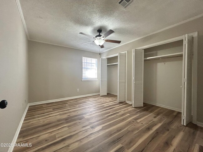 Building Photo - 109 Cheshire Cir