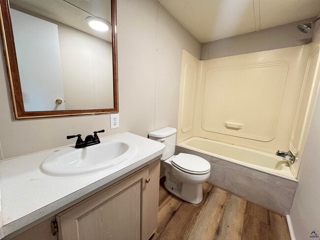 Building Photo - 1018-1247 GA-247