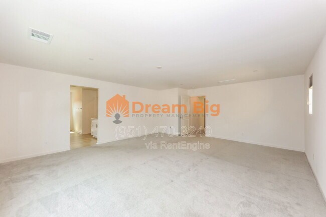 Building Photo - 2256 Stelamar Wy