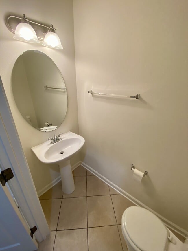 Building Photo - 12988 Spring Rain Rd