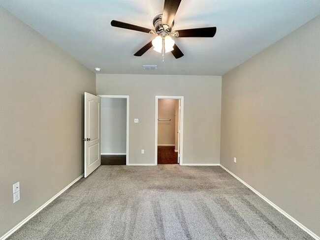 Building Photo - AVAILABLE NOW! Cozy 4 Bedroom2 Bath Home in West Tyler!