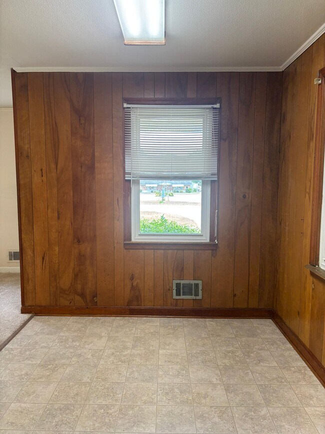 Building Photo - 2426 Peach Orchard Rd