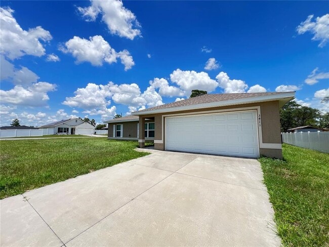 Building Photo - 3411 SW 129th Loop