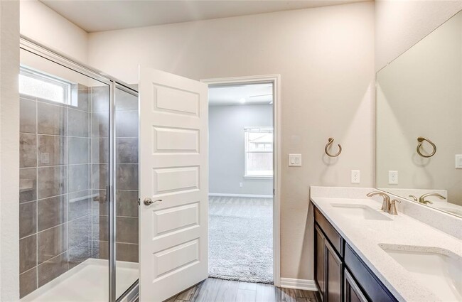 Building Photo - 2853 Moyer Ln