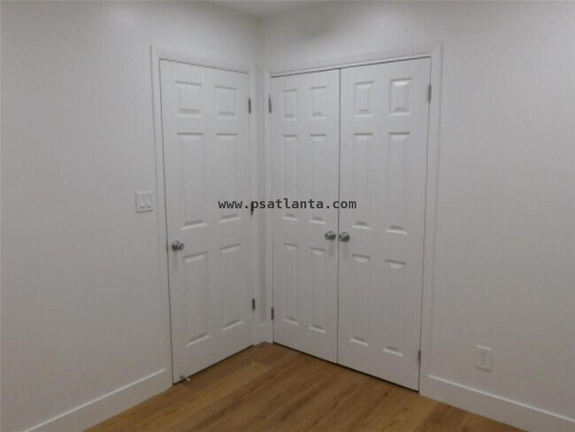 Building Photo - 2789 Narron Ct SW