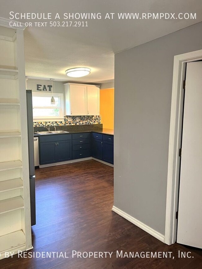 Building Photo - 4512 SW Fairvale Ct