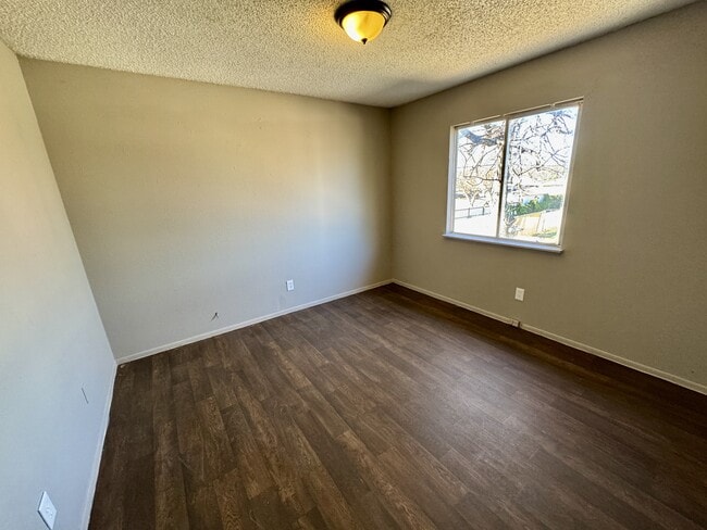 Building Photo - 5113 Sierra St