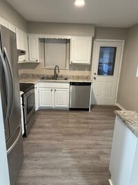 Building Photo - Newly Remodeled 4 Bedroom house on one acer