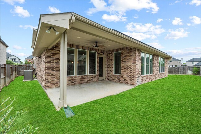 Building Photo - 1707 McCrae Hill Ct