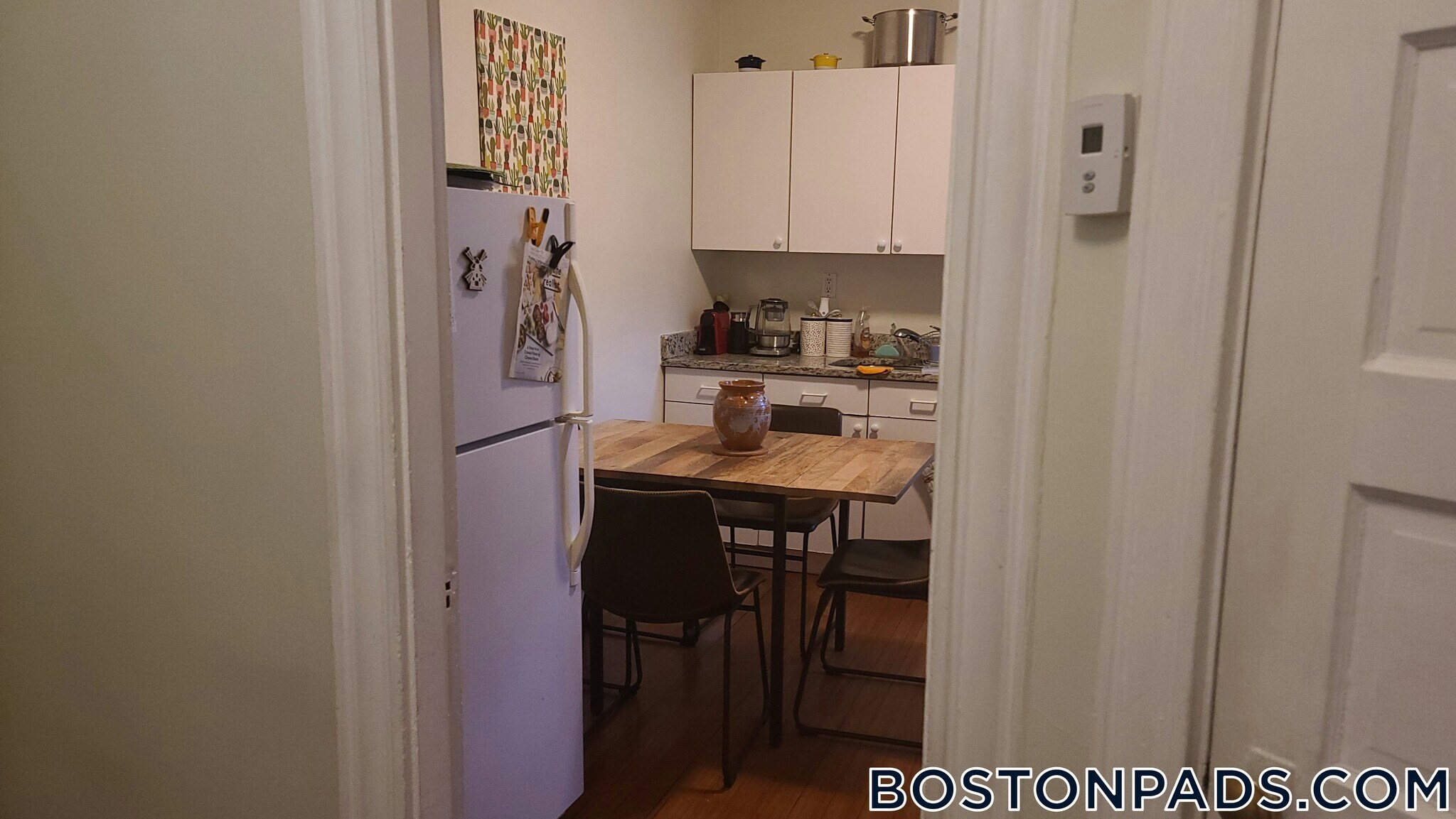 Building Photo - 208 Winthrop Rd