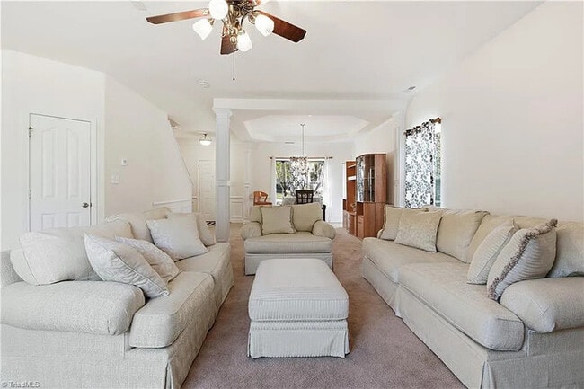 Building Photo - Earn Wealth While Leasing - Like a Homeowner - Lease to Own