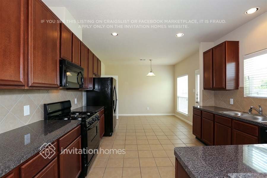 Building Photo - 15602 Forest Creek Farms Dr