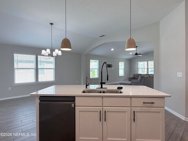 Building Photo - 3167 Little Kern Ln
