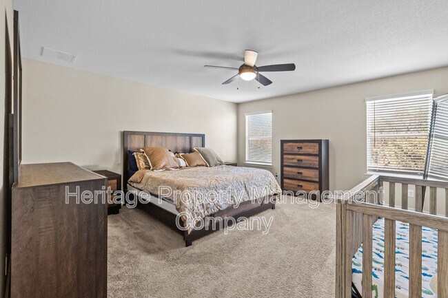 Building Photo - 1915 Overlook Knoll