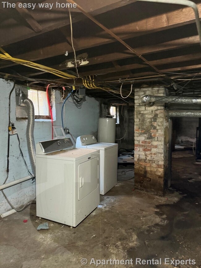 Building Photo - 41 Michigan Ave