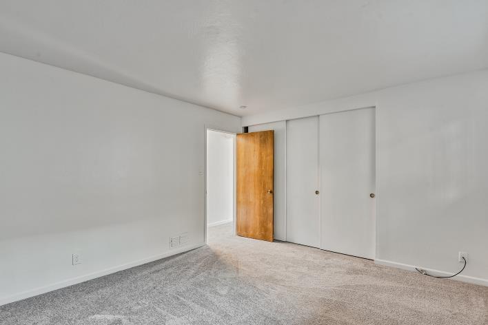 Building Photo - 750 Bacon St