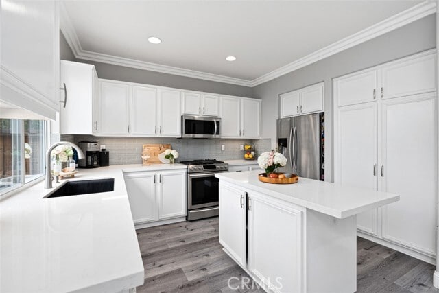 Building Photo - 19 Radiance Ln
