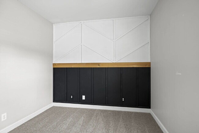 Building Photo - 144 Backfield Pl
