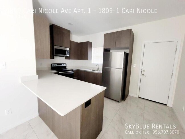 Building Photo - 1809 Cari Nicole Ave