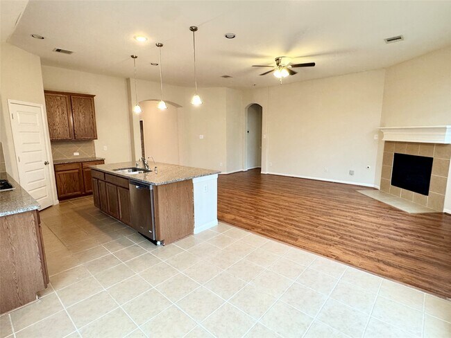 Building Photo - 26934 Churchill Gate Ln