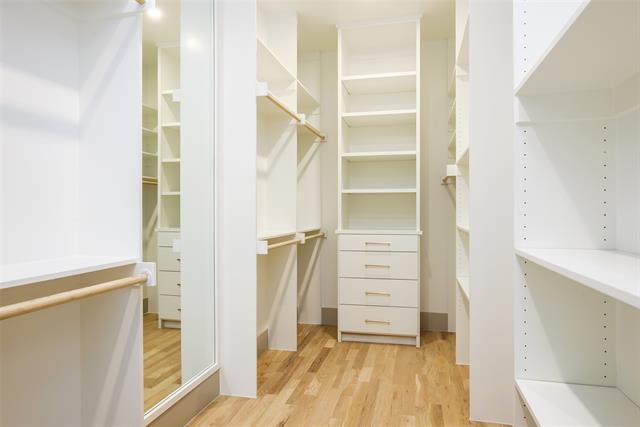 Building Photo - 6984 Santa Barbara Dr