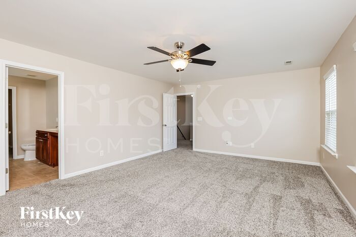 Building Photo - 841 Tannerwell Ave