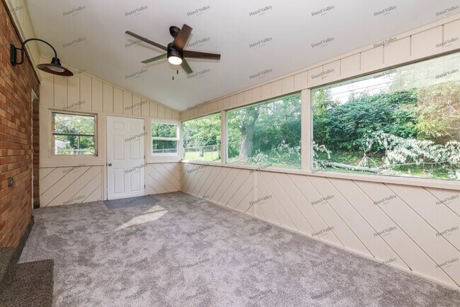 Building Photo - 546 Brunswick Dr