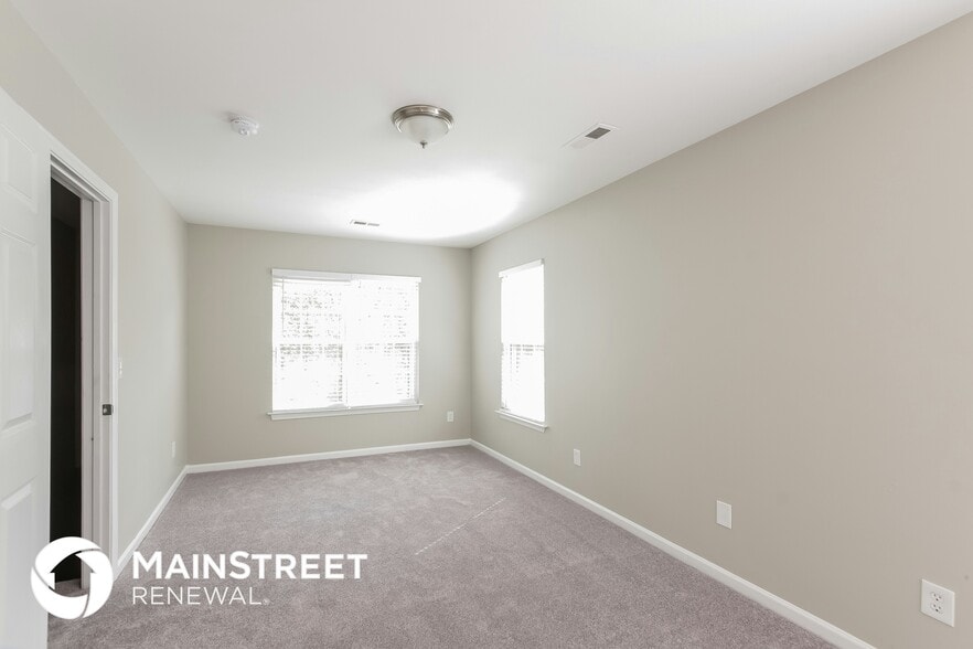 Building Photo - 8148 Ottawa Ln