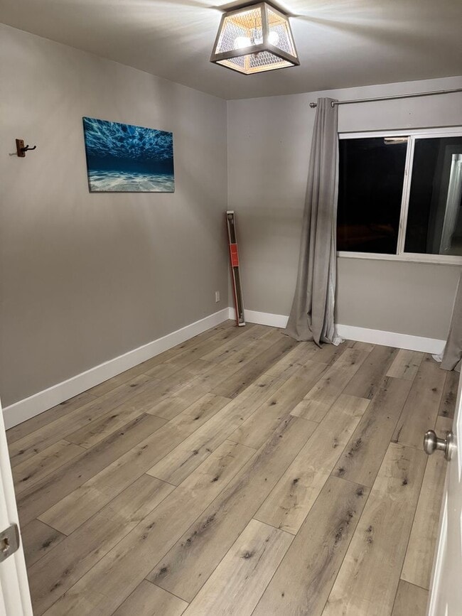 Building Photo - California Cove Home in Laguna Beach School District