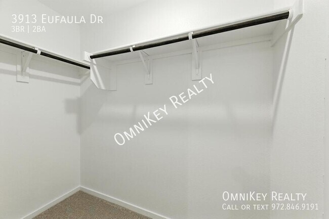 Building Photo - 3913 Eufaula Dr