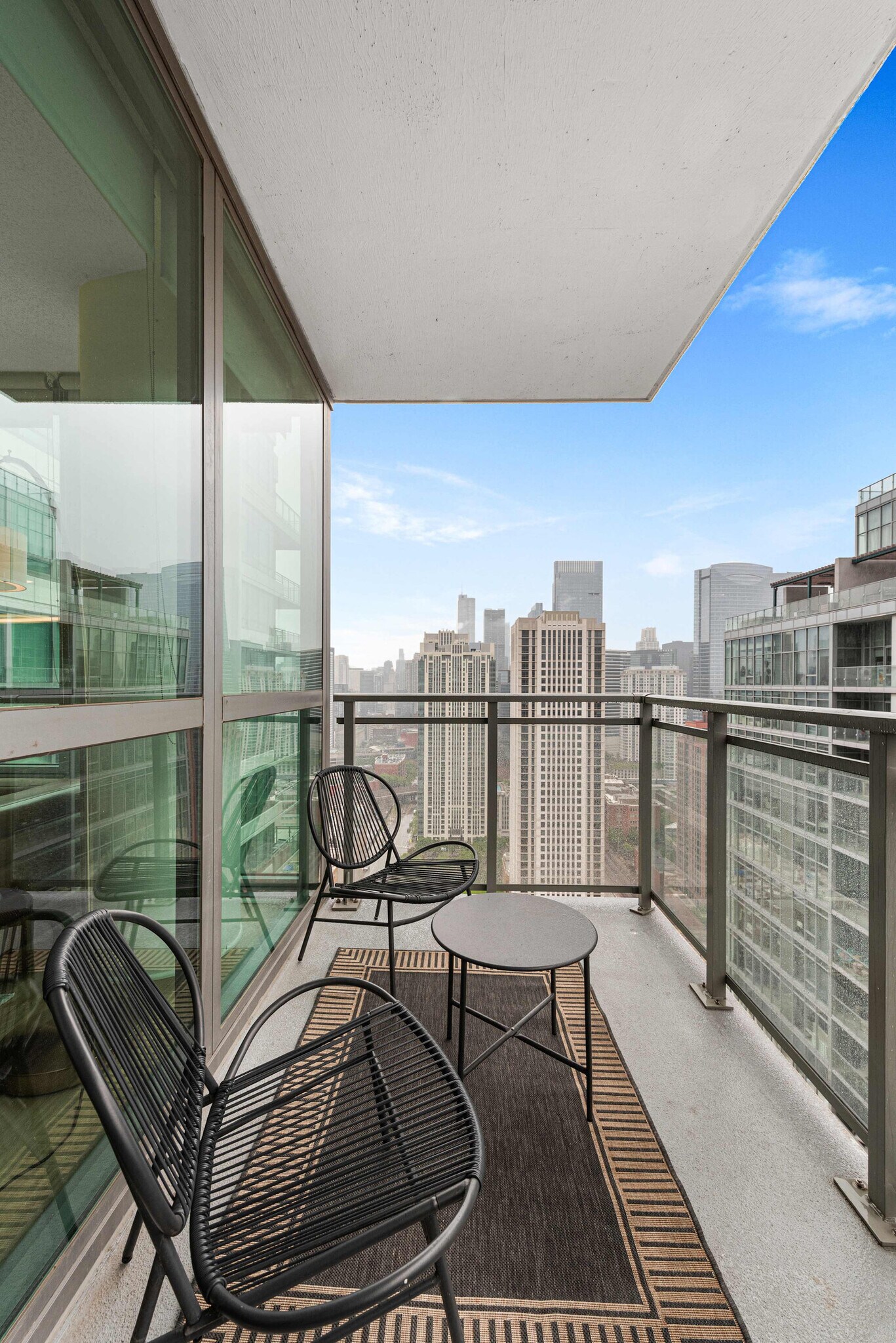 Building Photo - 365 N Halsted St