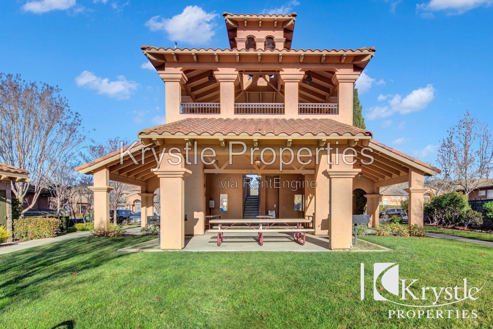 Building Photo - 8401 Benavente Ct