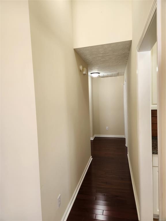 Building Photo - 742 Ryefield Ct