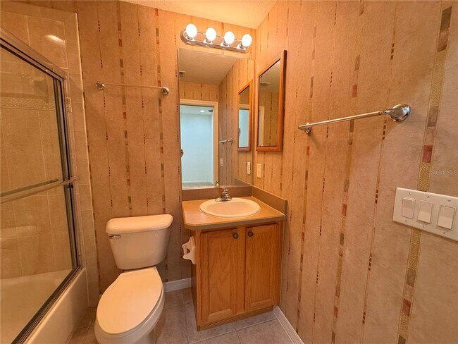 Building Photo - 1707 W Spring Meadow Loop