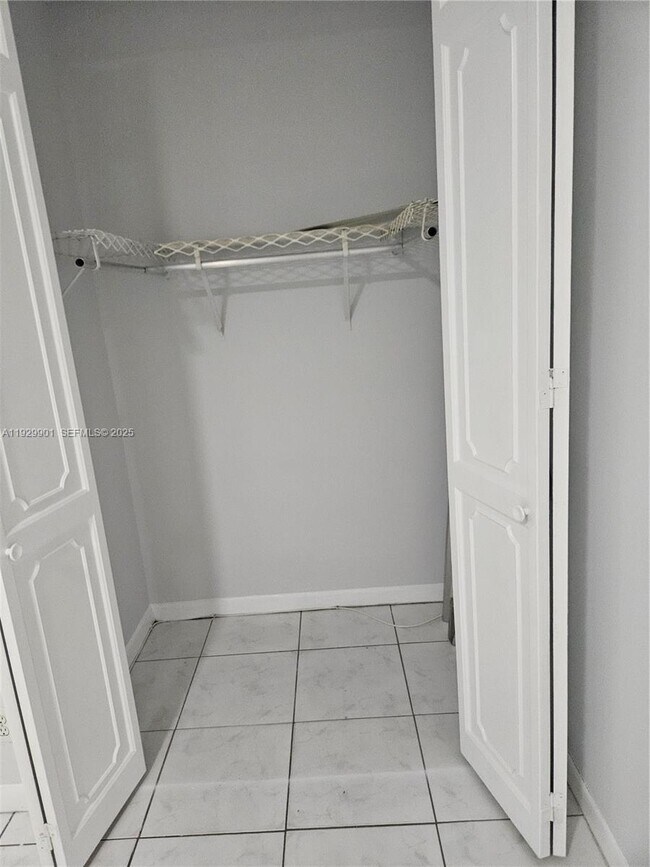 Building Photo - 2041 NW 81st Ave