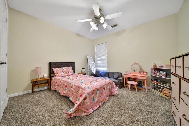 Building Photo - 18 Ebony Oaks Pl