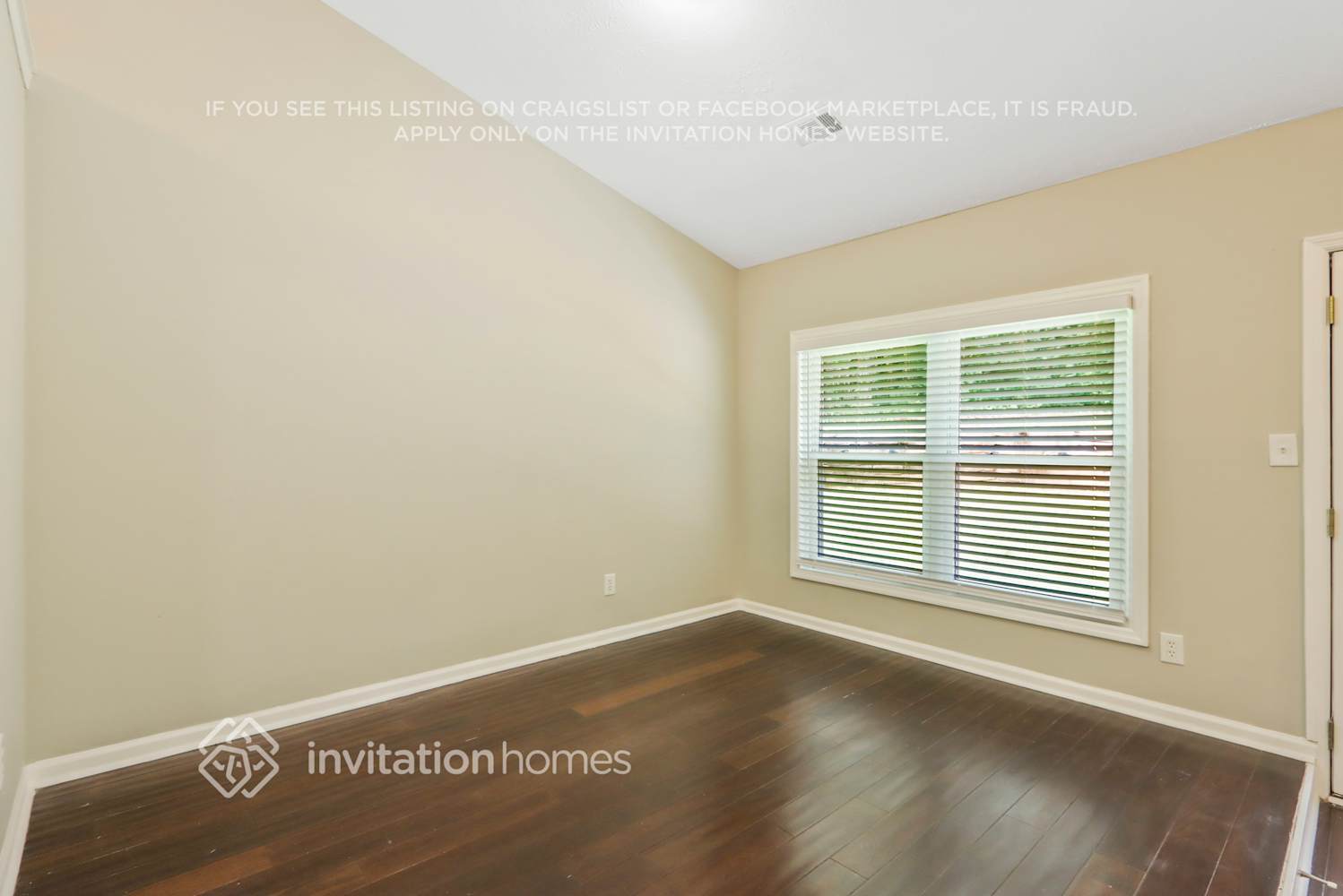Building Photo - 1816 Amber Ct