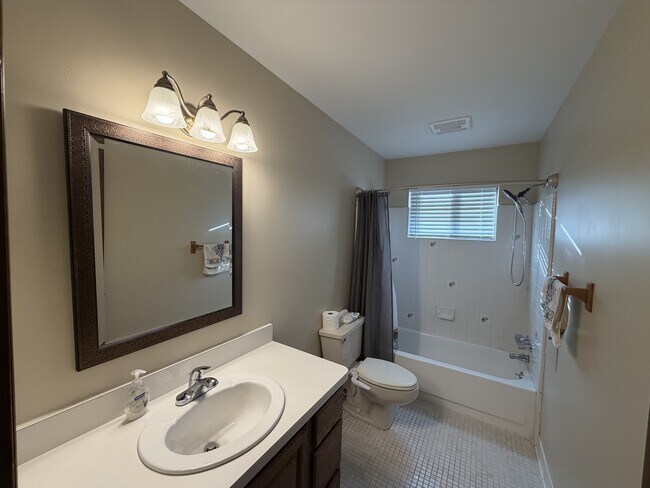 Building Photo - 27741 Delton St