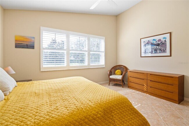 Building Photo - 4418 65th Terrace E