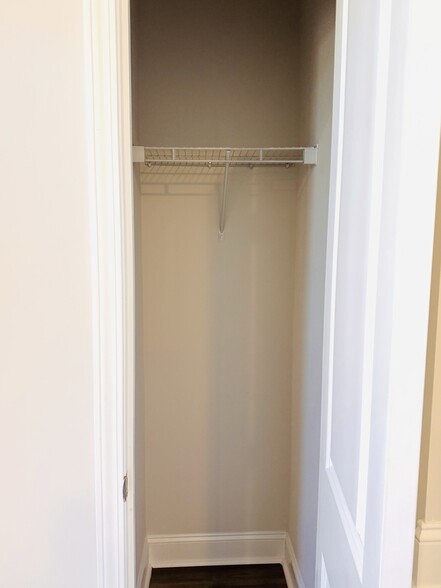 Family room closet - 15313 Ballancroft Pky