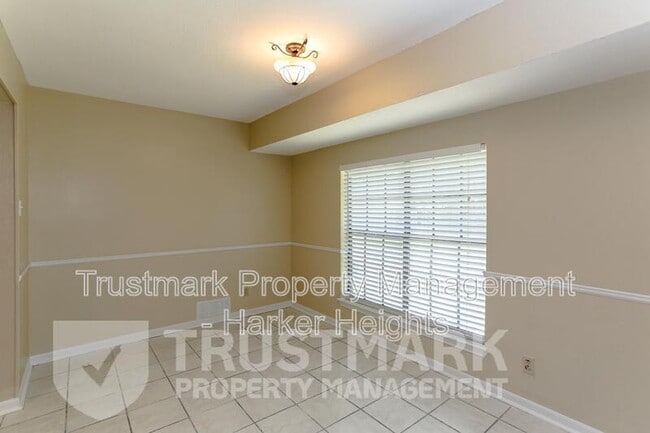 Building Photo - 1007 Beaver Trail